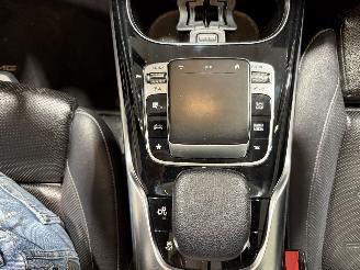 Mercedes A-klasse 35AMG 225kW Automaat 4Matic Pano Premium Plus picture 40