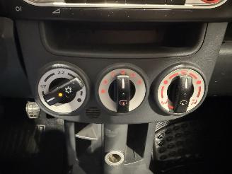 Mitsubishi Colt 1.3 70kW Airco Edition TWO picture 16