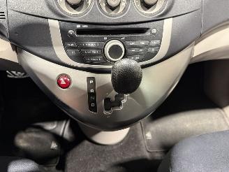 Mitsubishi Grandis 2.4-16V 121kW Automaat InSport 7 Persoons picture 28