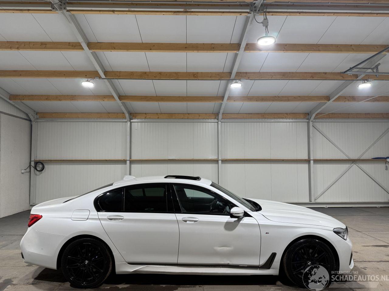 BMW 7-serie 740i 240kW Automaat Schuifkantel High Executive Luchtvering