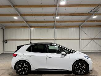 Schadeauto Volkswagen ID.3 59kWh 150kW Pro Business 2024/7