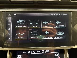 Audi Q8 60 3.0TFSIe 250kW Quattro Competition Pano Luchtvering picture 28