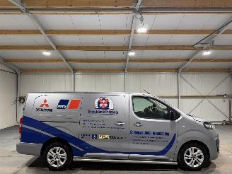 dañado vehículos comerciales Opel Vivaro 2.0TDCI 106kW Automaat L3H1 Innovation 2022/5