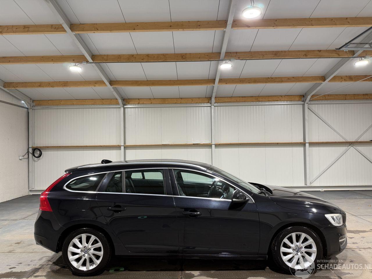 Volvo V-60 2.0D4 133kW Automaat Ocean Race