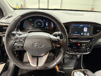 Hyundai Ioniq 28kWh 88kW Automaat Comfort EV picture 16