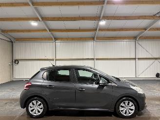 Auto incidentate Peugeot 208 1.2VTi 60kW Clima Envy 2013/4