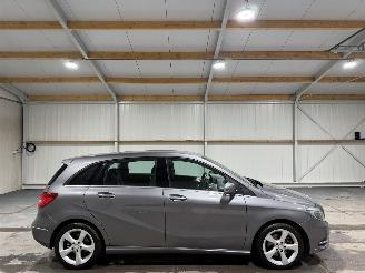 Auto incidentate Mercedes B-klasse 180 90kW Ambition 2014/4