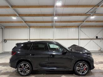 Voiture accidenté BMW iX1 xDrive30 67kWh 230kW Launch Edition 2023/12
