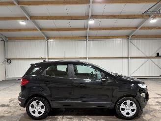 krockskadad bil auto Ford EcoSport 1.0EcoBoost 74kW Connected 2020/1