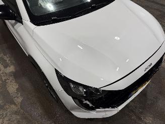 Peugeot e-208 50kWh 100kW Active Pack picture 19