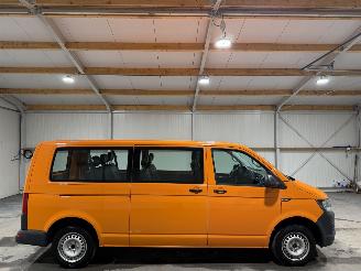 krockskadad bil auto Volkswagen Transporter 2.0TDI 75kW L2H1  9-Persoons Comfortline 2017/9