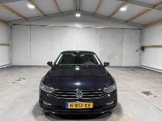 Volkswagen Passat 1.5TSI 110kW Camera Elegance picture 4