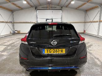 Nissan Leaf 40kWh 110kW Automaat 2.Zero picture 4