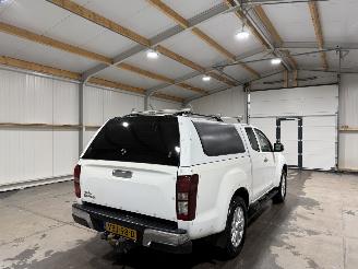Isuzu D-Max 1.9d 120kW Automaat Extended Cab X-Country picture 6