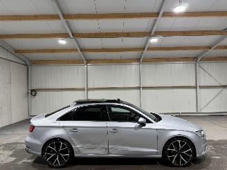 Coche accidentado Audi A3 LIMOUSINE 1.0TFSI 85kW Automaat Sport Pano Lease Edition 2017/2