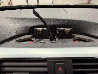 BMW 3-serie 330e 135kW Automaat Centennial High Executive picture 14