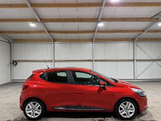 Auto incidentate Renault Clio 0.9TCe 66kW Airco Navi Limited 2019/3