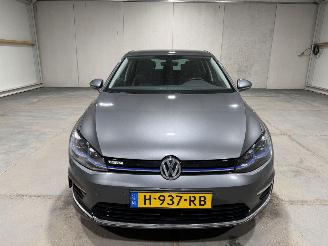Volkswagen e-Golf 36kWh 100kW Automaat E-Dition picture 4