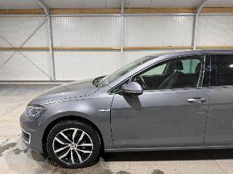 Volkswagen e-Golf 36kWh 100kW Automaat E-Dition picture 13