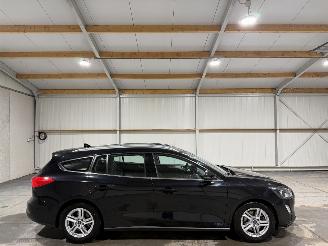 Coche accidentado Ford Focus 1.0EcoBoost 92kW Hybrid Trend Edition Business 2021/11