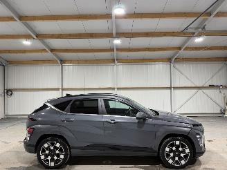 Schadeauto Hyundai Kona 65.4 kWh 160kW Premium Electric 2024/4