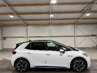 damaged passenger cars Volkswagen ID.3 58kWh 150kW First Plus 2020/11
