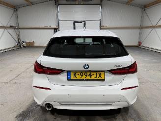 BMW 1-serie 118i 100kW Automaat High Executive picture 7