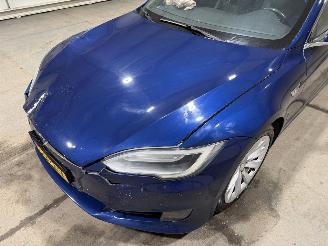 Tesla Model S 75kWh Base 235kW Pano picture 24