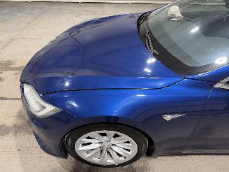 Tesla Model S 75kWh Base 235kW Pano picture 17