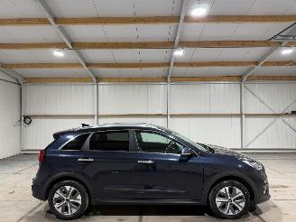 Schadeauto Kia e-Niro 64kWh 150kW Executiveline 2020/1