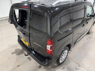 Toyota Proace CITY 1.2Turbo 96kW Automaat Live picture 21