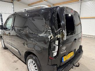 Toyota Proace CITY 1.2Turbo 96kW Automaat Live picture 22