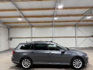 damaged passenger cars Volkswagen Passat 1.4TSI 115kW Automaat Pano GTE 2016/3