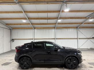 Schadeauto Volvo EC40 82kWh 325kW Twin Motor Performance Ultra Black Edition 2024/11