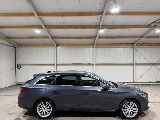 skadebil auto Seat Leon ST 2.0TDI 110kW Automaat FR Business Intense Pano 2022/1