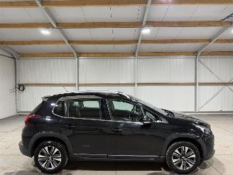 Schadeauto Peugeot 2008 1.2PT 96kW Clima Allure 2018/11