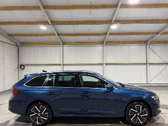 damaged passenger cars Skoda Octavia 1.4TSI iV 110kW Automaat Business Edition Plus 2021/3