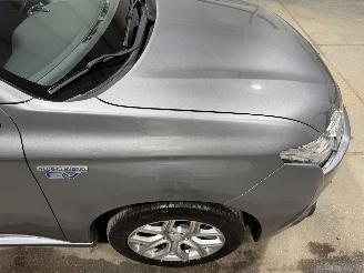 Mitsubishi Outlander 2.0PHEV 89kW Automaat Executive Edition picture 16