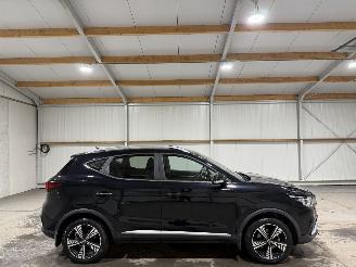 Auto incidentate MG ZS 45kWh 105kW Pano Leder Luxury 2020/7