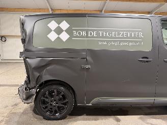 Peugeot Expert 1.5BlueHDI 75KW Standard Premium picture 14