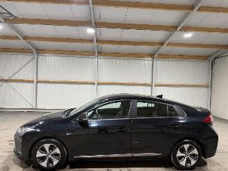 Hyundai Ioniq 28kWh 88kW Comfort EV picture 8