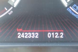 BMW 5-serie 520 D High Executive 184pk Automaat 240.000km schuifdak leer navie  vol optie picture 39