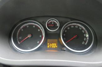 Opel Corsa 1.3 CDTI 95pk Eco Flex 5 drs Cosmo 2010 Airco picture 7