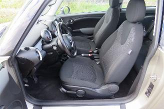 Mini Cooper 1.6  Cooper Pepper 2008  Airco 214.000km nap picture 10