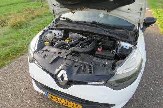 Renault Clio 0.9 TCe 90pk Euro 6 5drs Airco 2014   219.000km NAP picture 15