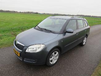 Skoda Fabia 1.2 12v GO  Airco  Topstaat picture 9