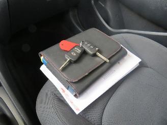 Kia Rio Kia Rio 1.2 CVVT Design Edition 86pk Navigatie Airco  2013 5drs picture 13