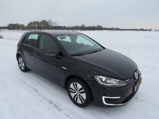 Volkswagen e-Golf Automaat 98.000 km Nap 5drs Elektrisch 2019 [ splinter splinter nieuw picture 15
