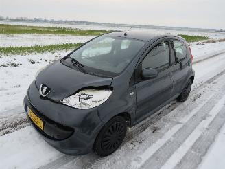 Peugeot 107 1.0 12v  89.000km  100% Orgineel 5drs Airco  [ nieuwstaat  2009 picture 23