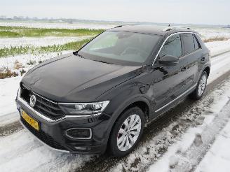 Volkswagen T-Roc 1.5 TSi Sport 150pk 2018 Parkeerschade [ Camera Navigatie Clima stoel stuur verwarring picture 27